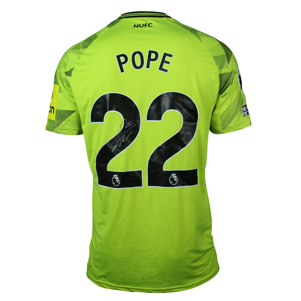 Nick Pope Newcastle United shirt