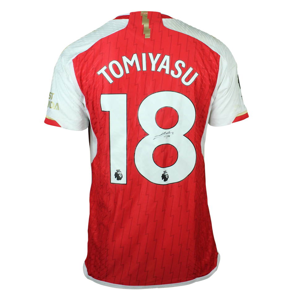 Takehiro Tomiyasu Arsenal shirt