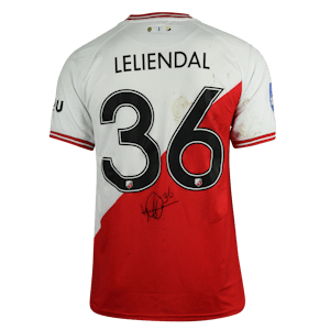 Yannick Leliendal FC Utrecht shirt