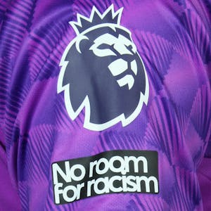 Thomas Kaminski Luton Town jersey