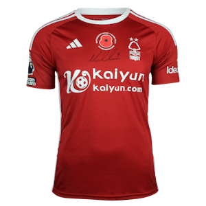 Neco Williams Nottingham Forest forması