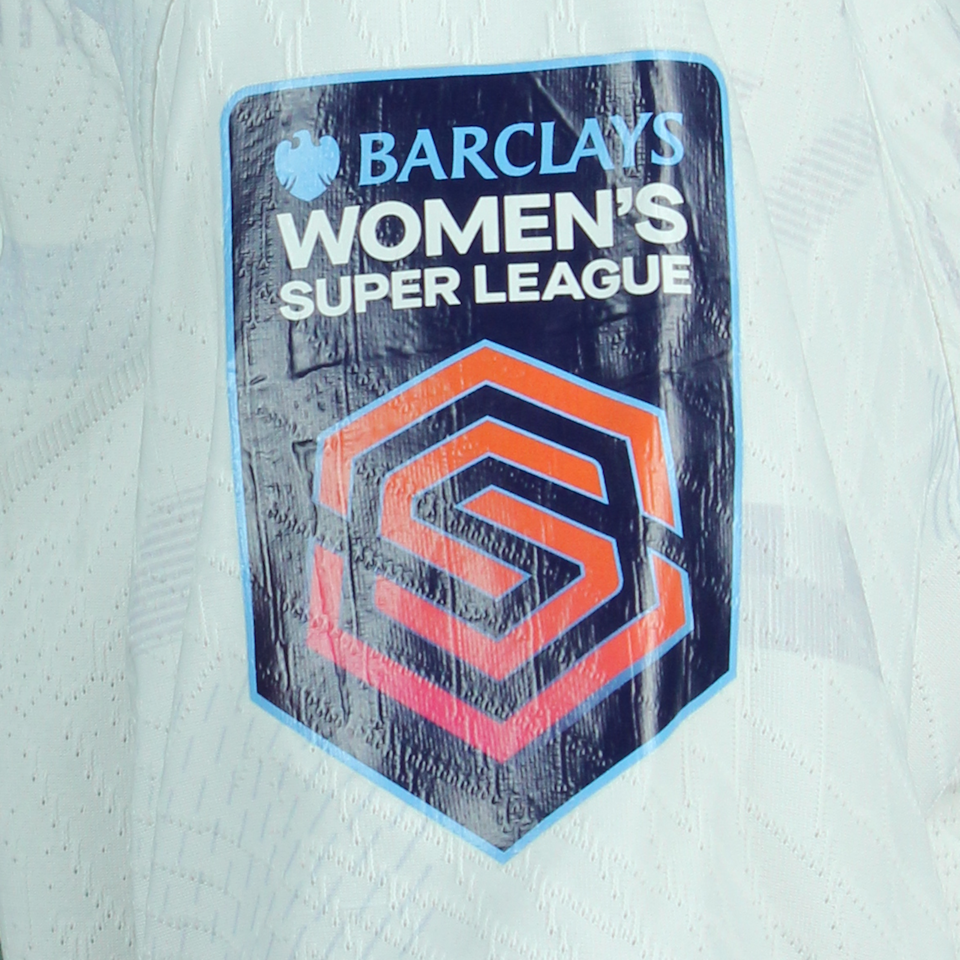 Asmita Ale Tottenham Hotspur Women のシャツ