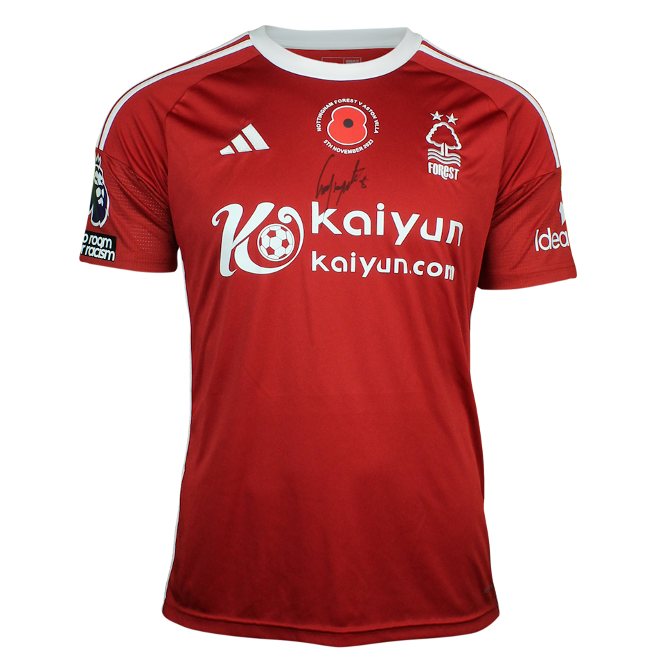 Cheikhou Kouyaté Nottingham Forest jersey