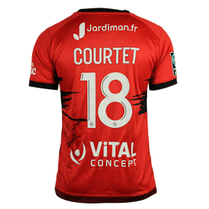 Gaëtan Courtet En Avant Guingamp shirt