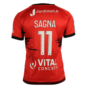 Amadou Sagna En Avant Guingamp shirt