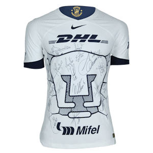 Squad Signed Shirt | Pumas