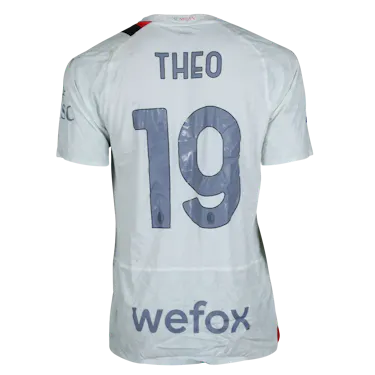 AC Milan 팀의 Theo Hernández 셔츠