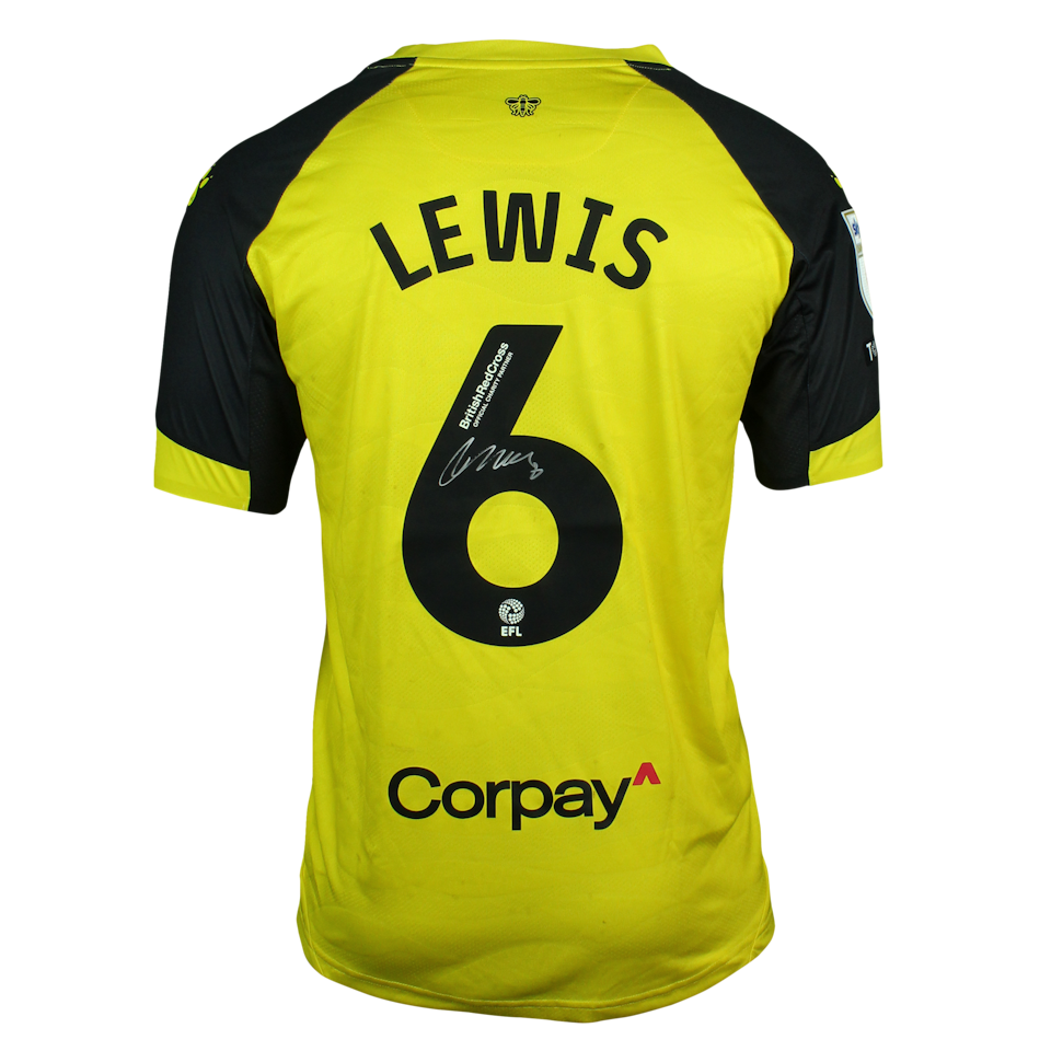 Watford 팀의 Jamal Lewis 셔츠