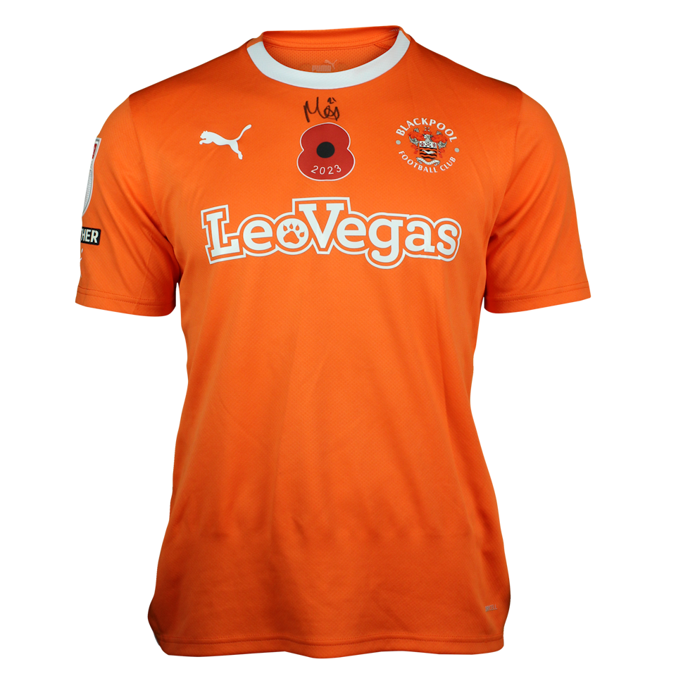 Marvin Ekpiteta Blackpool jersey