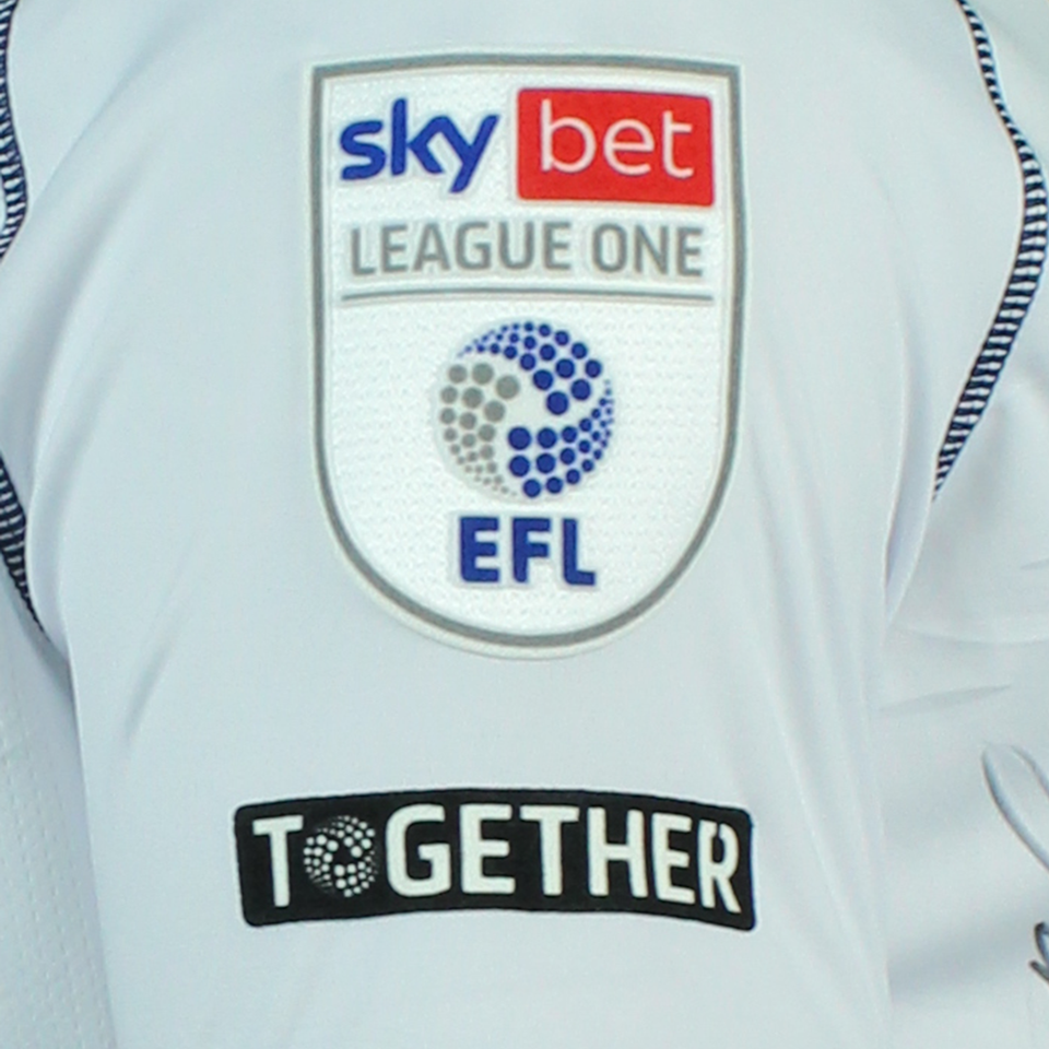 Camisa de Carlos Mendes Gomes Bolton Wanderers