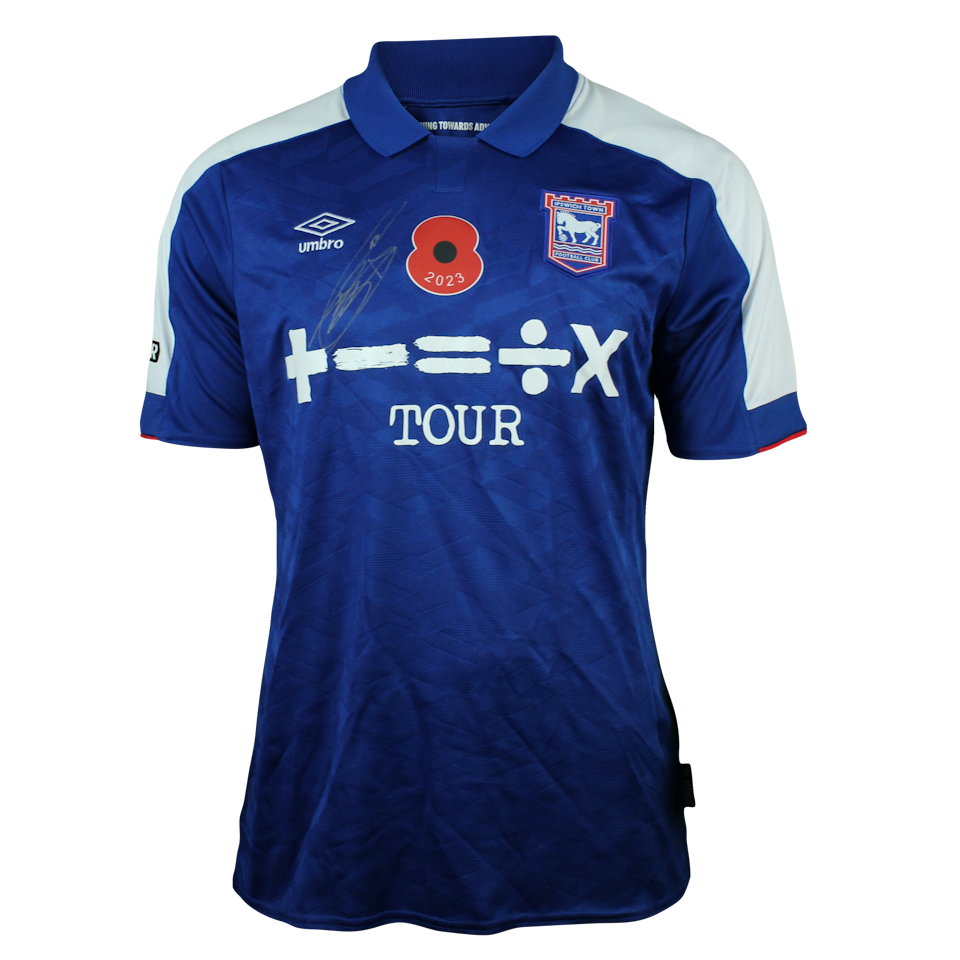 Axel Tuanzebe Ipswich Town shirt