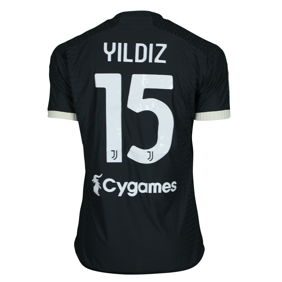 Kenan Yıldız Juventus FC jersey