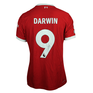 Darwin Núñez Liverpool shirt