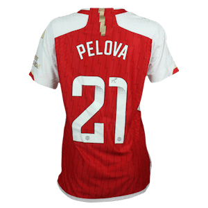 Victoria Pelova Arsenal WFC shirt