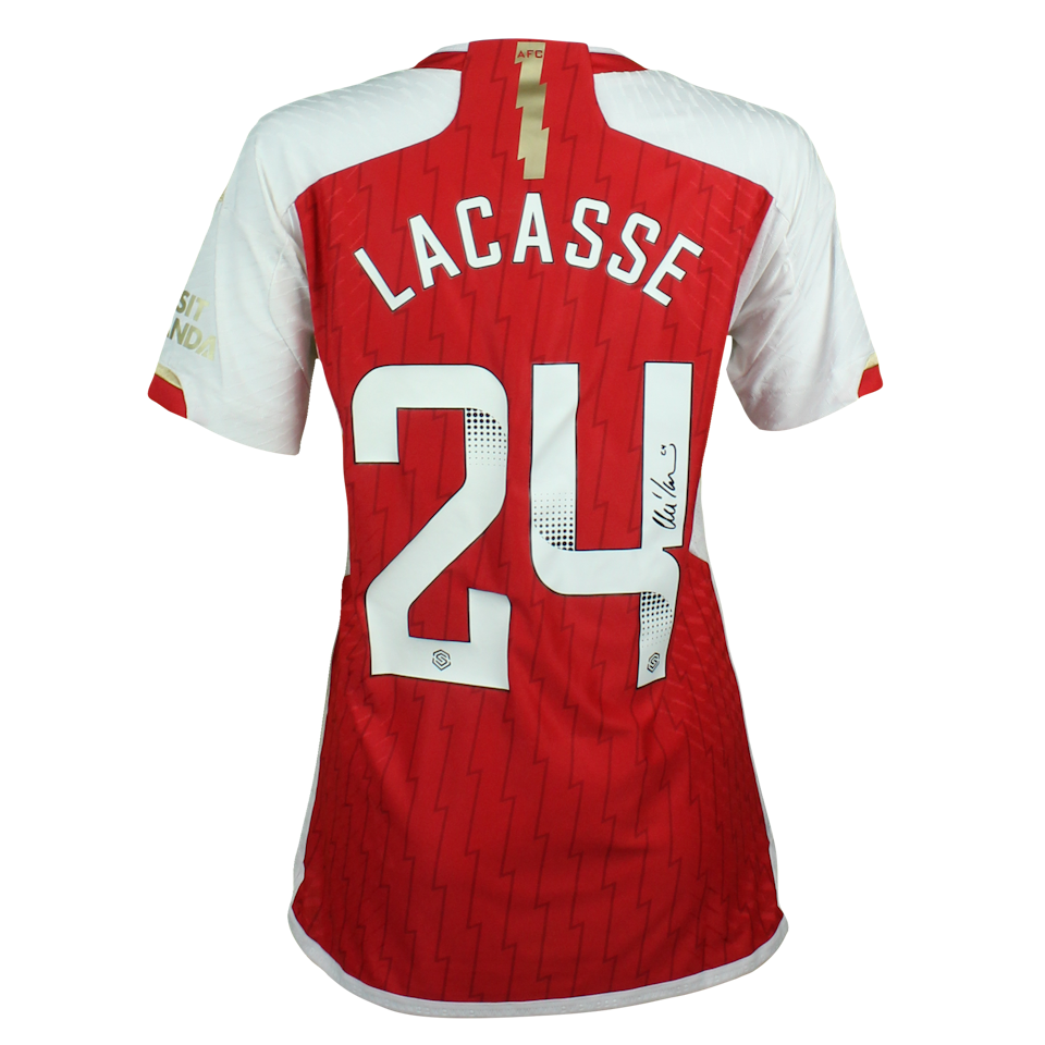 Cloe Lacasse Arsenal WFC shirt