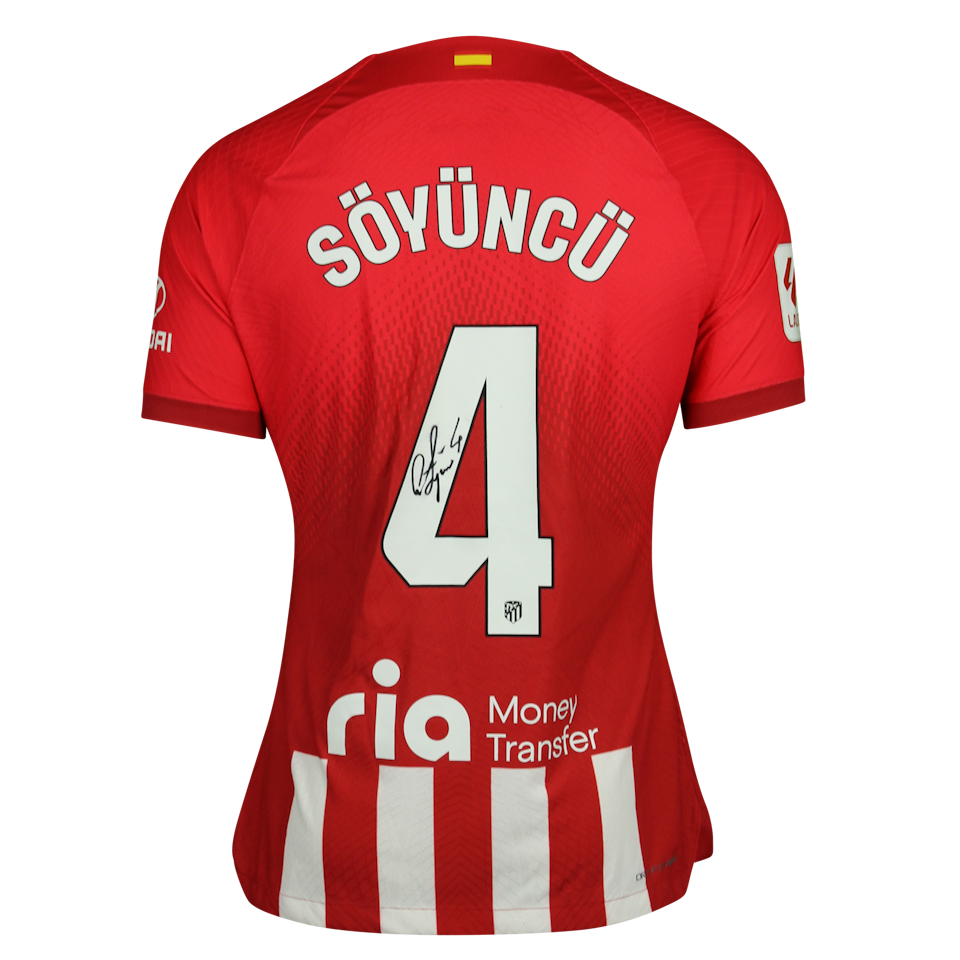 Çağlar Söyüncü Atlético de Madrid camisa.