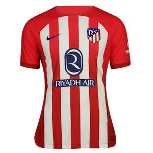 Çağlar Söyüncü Atlético de Madrid camisa.