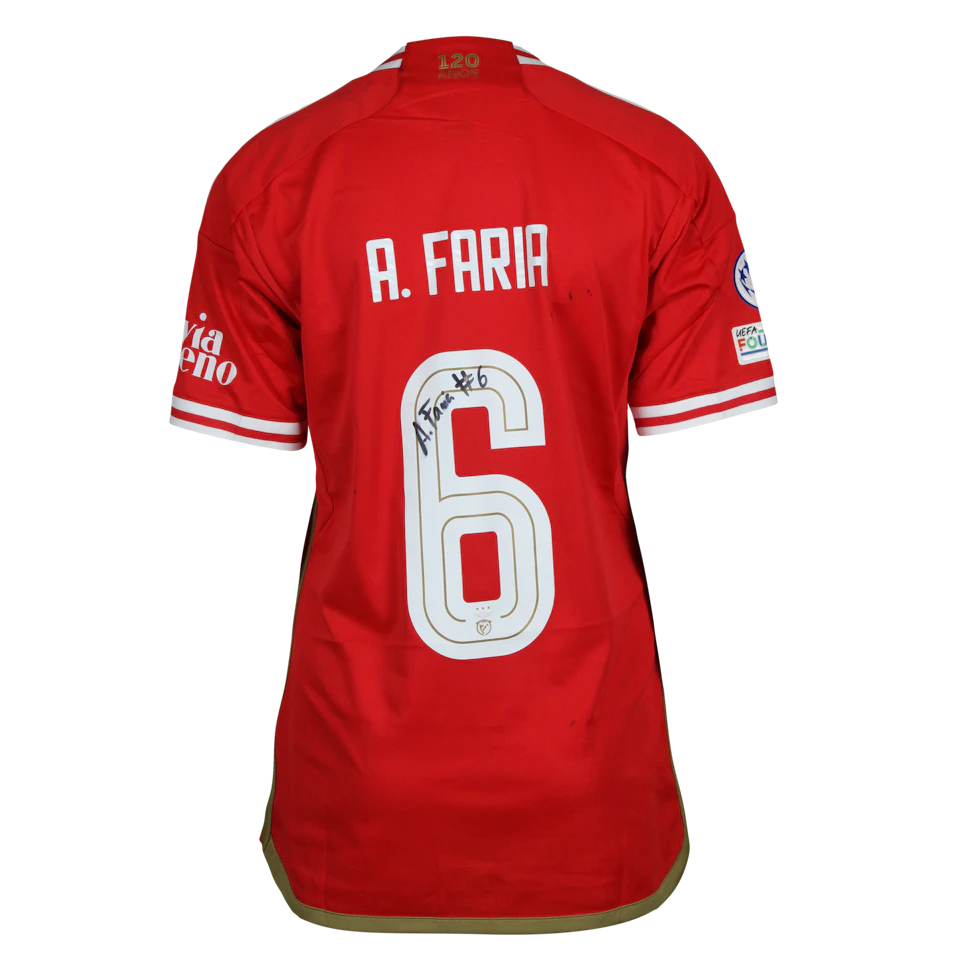 SL Benfica W-Trikot von Andreia Faria