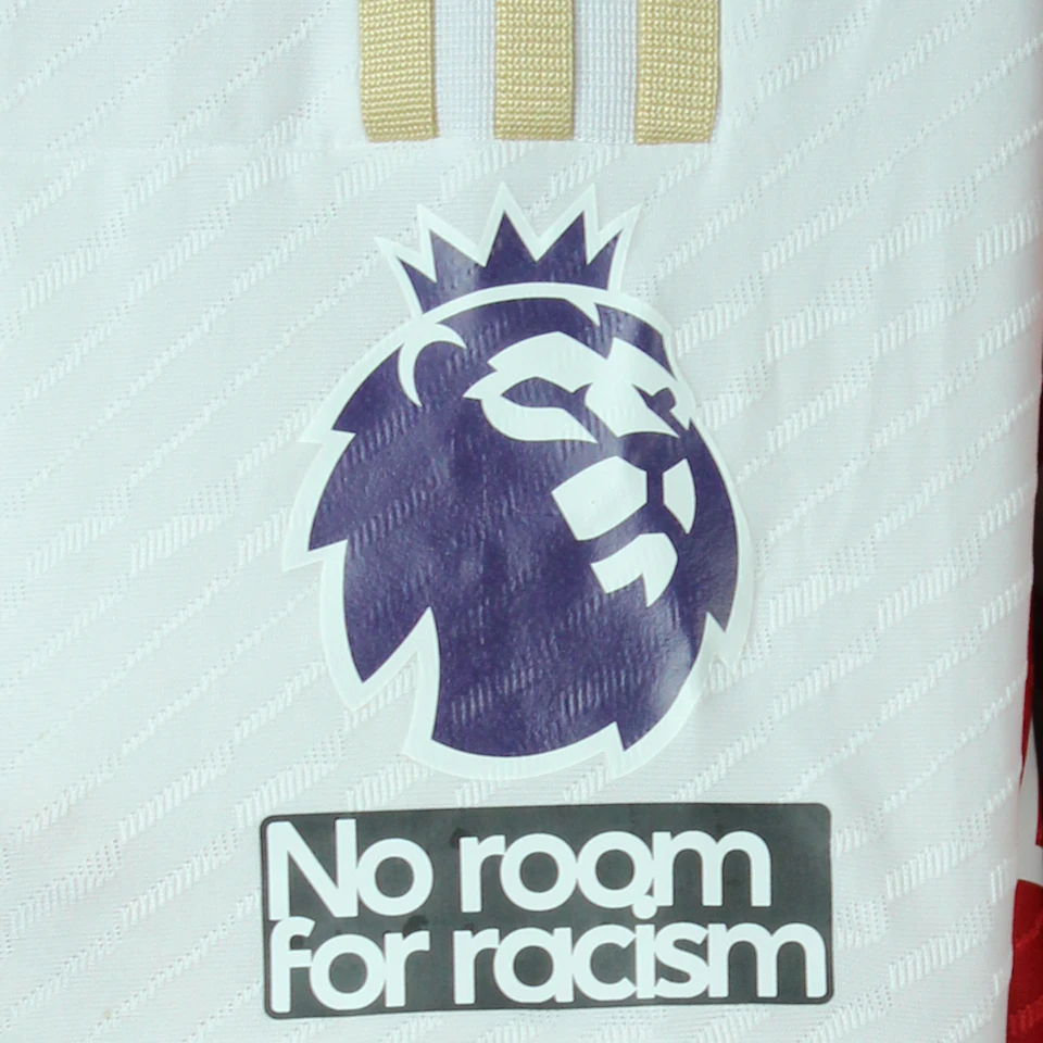 Ben White Arsenal shirt