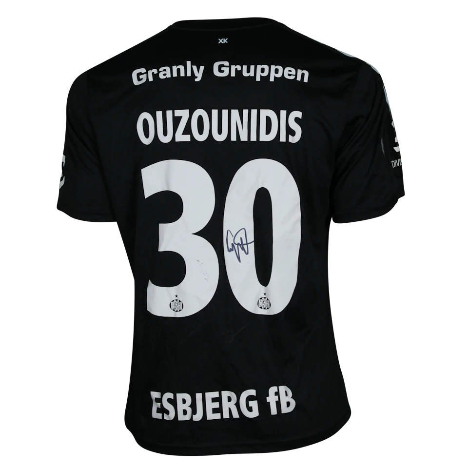 Con Ouzounidis Esbjerg fB camisa.