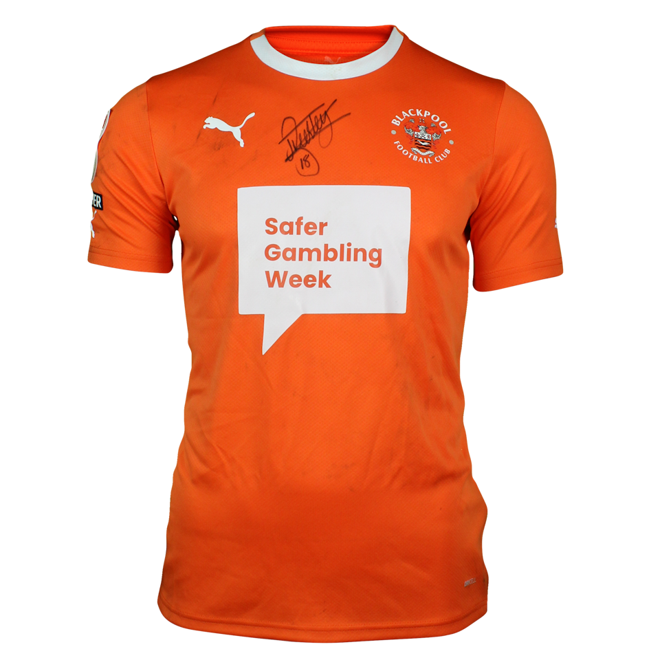 Jake Beesley Blackpool shirt
