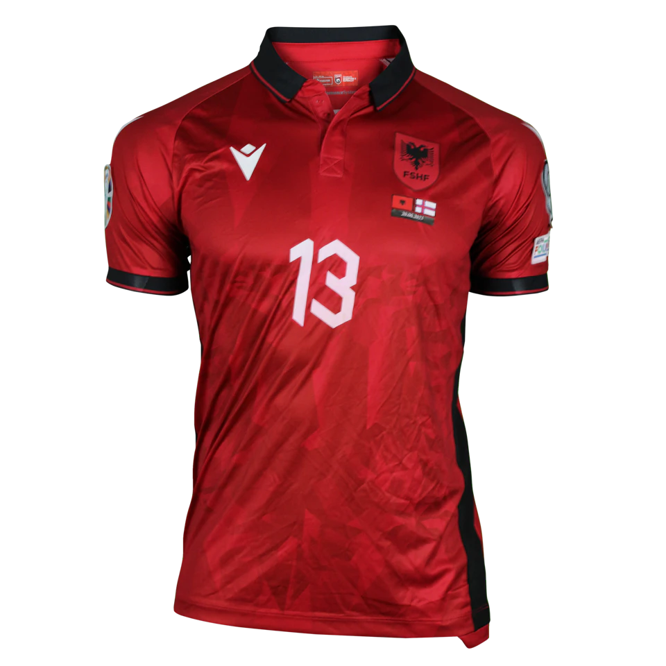 Maglia di Arbnor Muçolli (Albania)