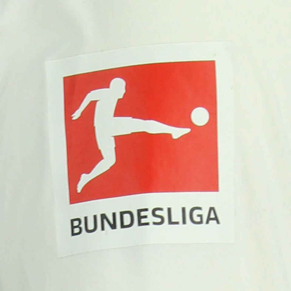 来自Borussia Mönchengladbach的Luca Netz球衣