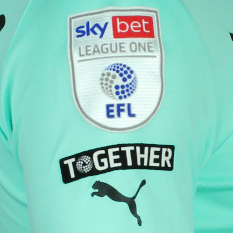 Shirt van Sean Clare Wigan Athletic