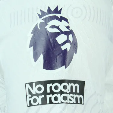 来自Tottenham Hotspur的Destiny Udogie球衣