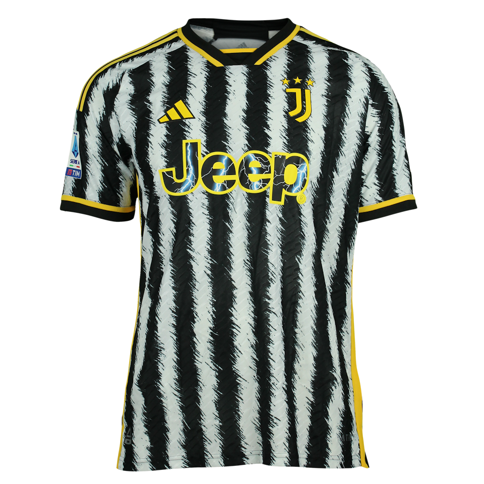 Weston McKennie Juventus FC shirt