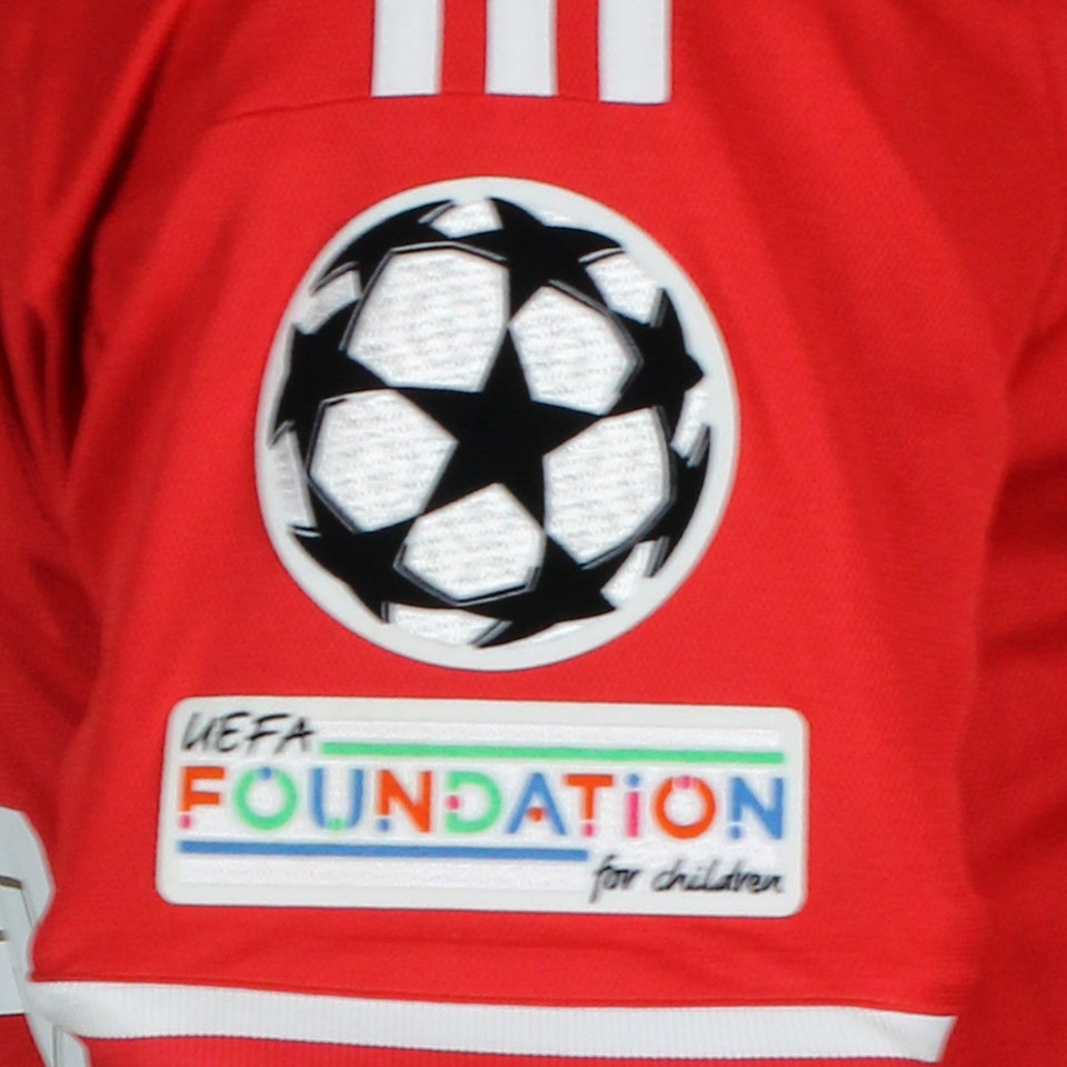 João Neves SL Benfica shirt