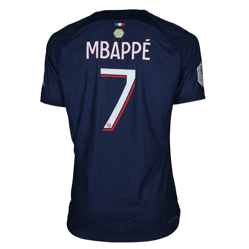 Kylian Mbappé  Paris Saint-Germain shirt