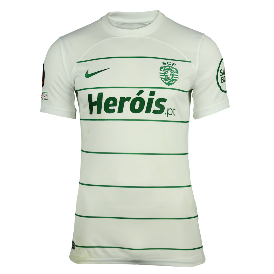 Jeremiah St. Juste Sporting CP shirt