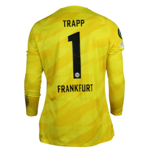 Kevin Trapp Eintracht Frankfurt shirt
