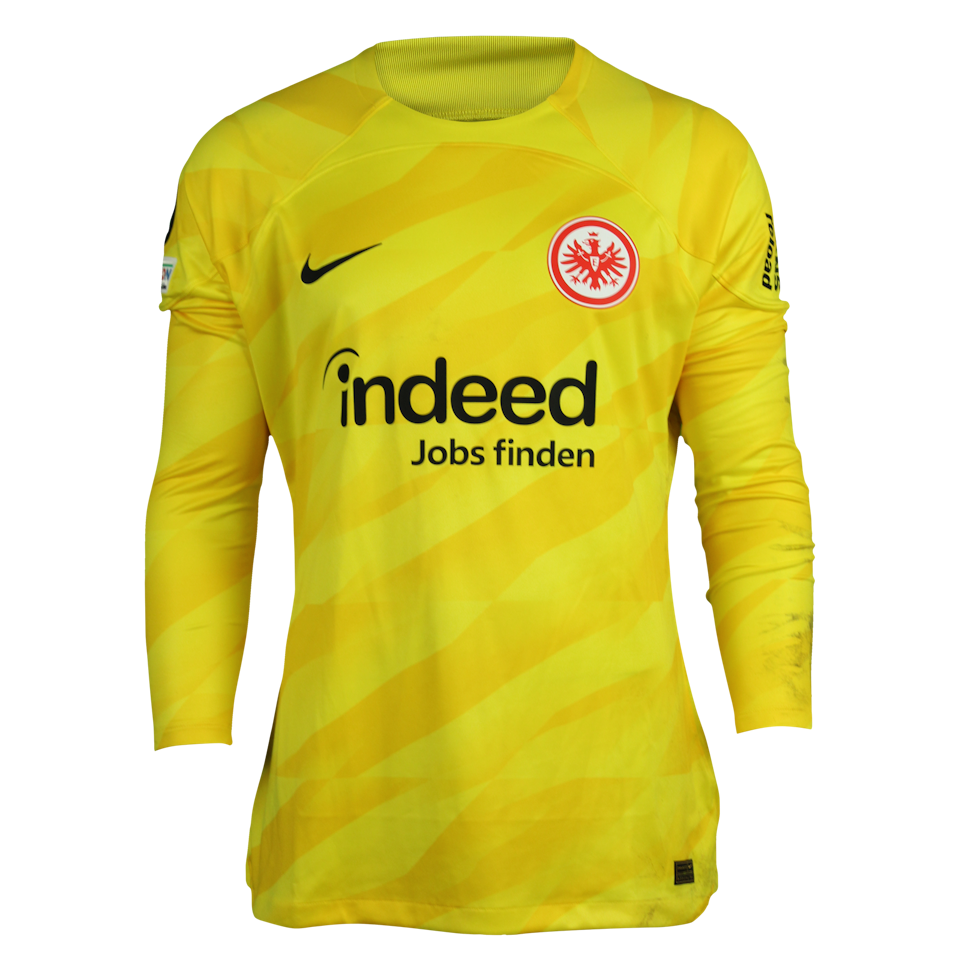 Kevin Trapp Eintracht Frankfurt shirt