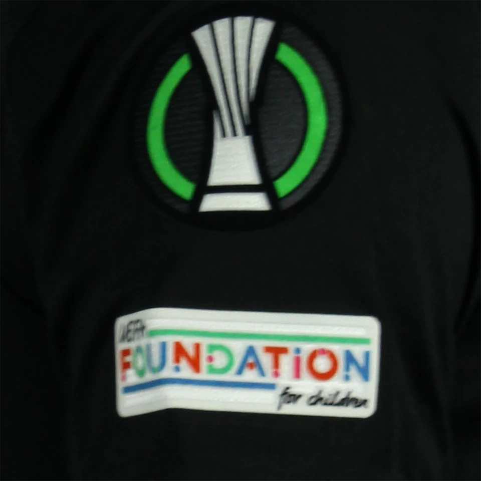 Omar Marmoush Eintracht Frankfurt camisa.