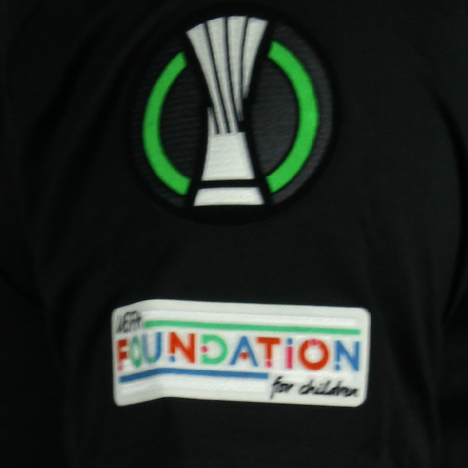Ignacio Ferri Julià Eintracht Frankfurt shirt