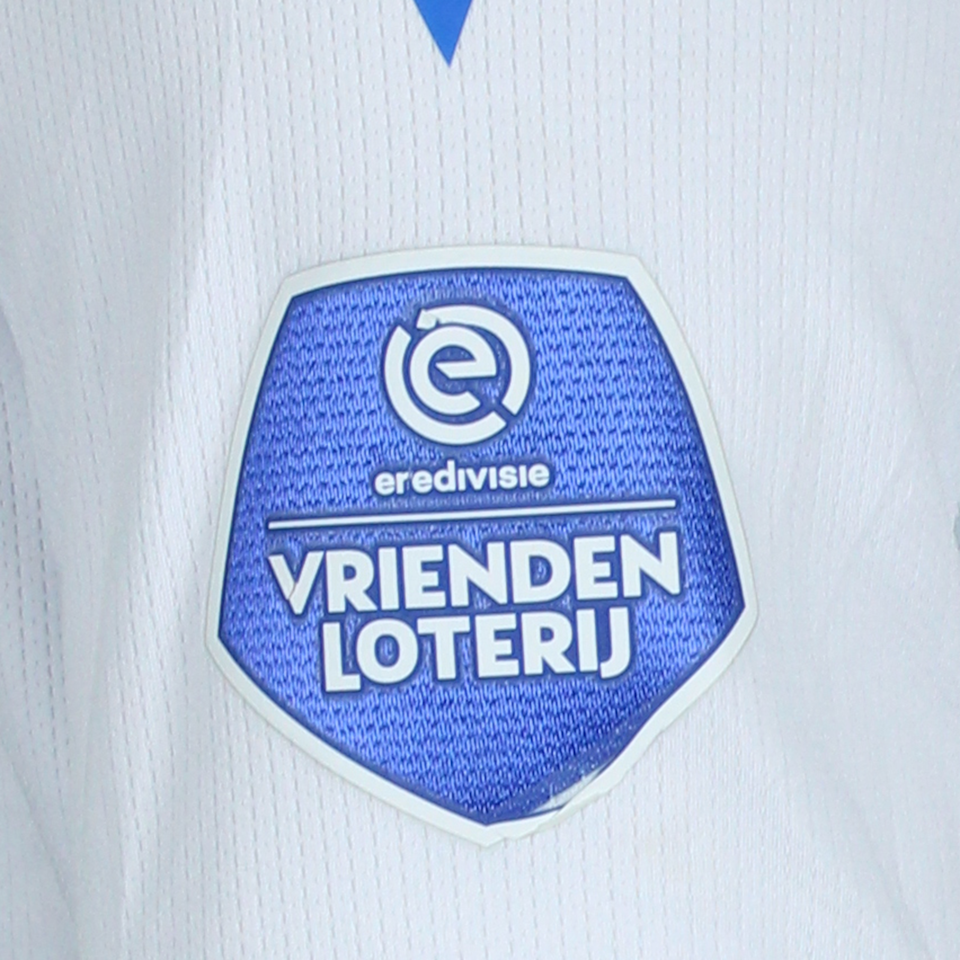 Che Nunnely SC Heerenveen shirt