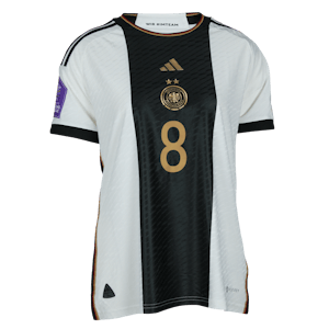 Sydney Lohmann Germany W jersey