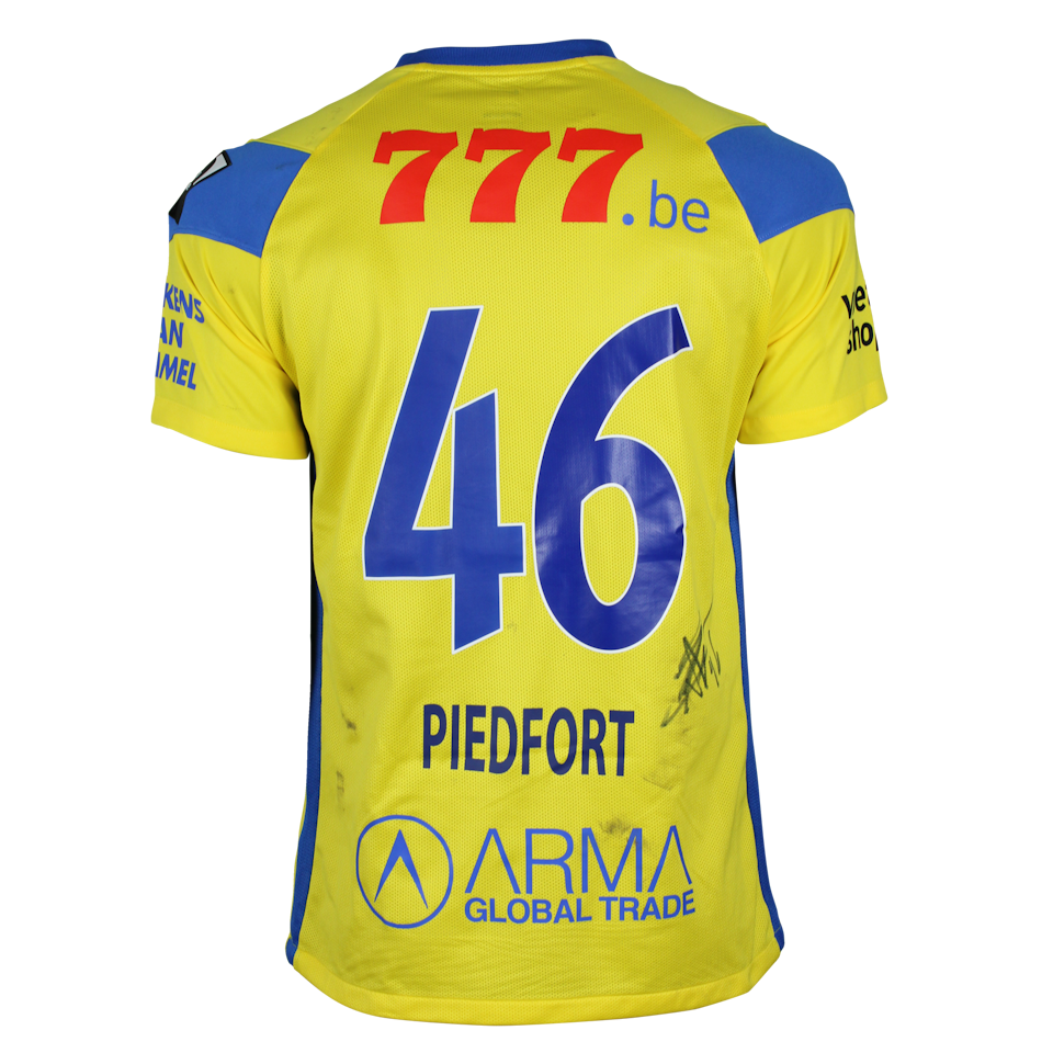 Arthur Piedfort KVC Westerlo shirt