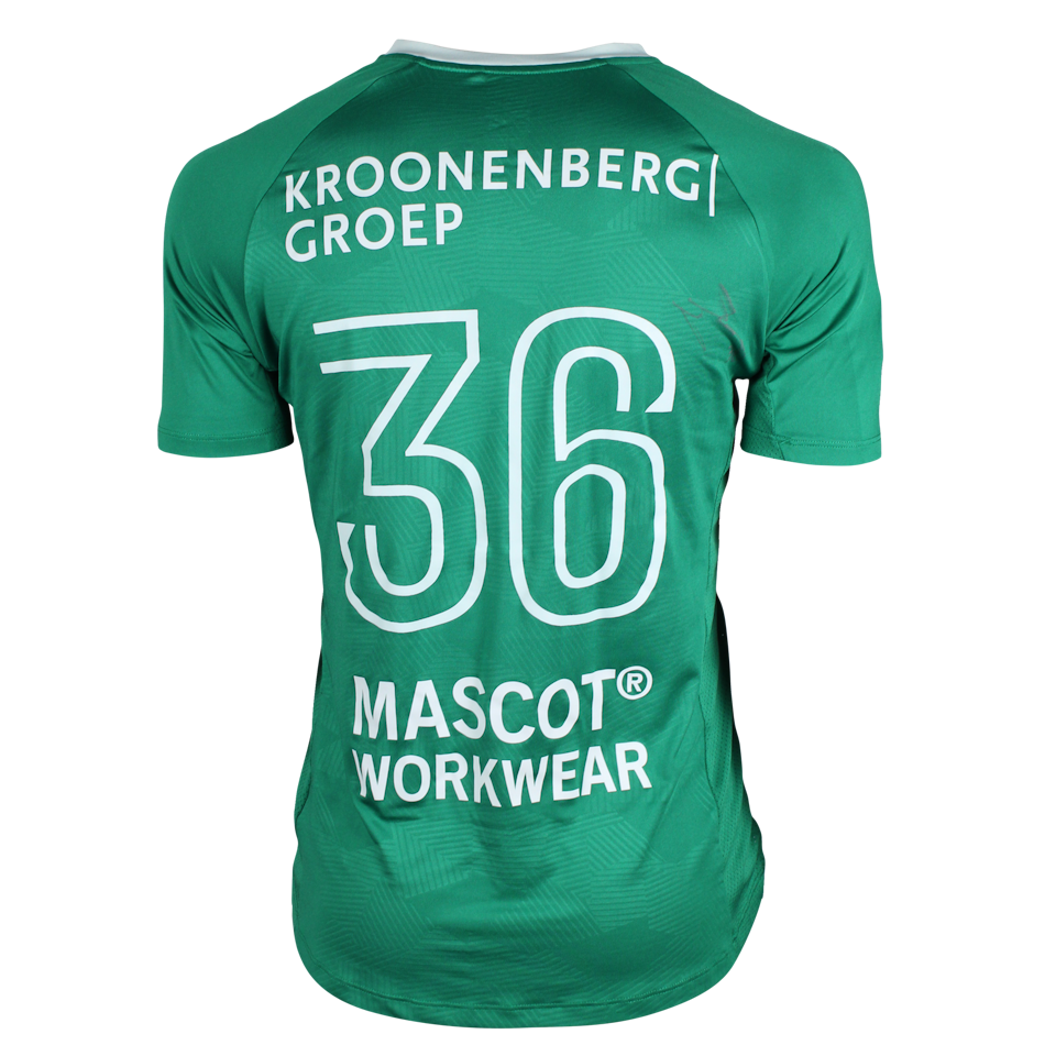 Marcelencio Esajas Almere City shirt