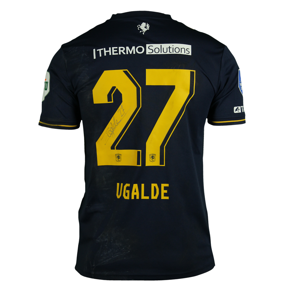 Manfred Ugalde FC Twente forması