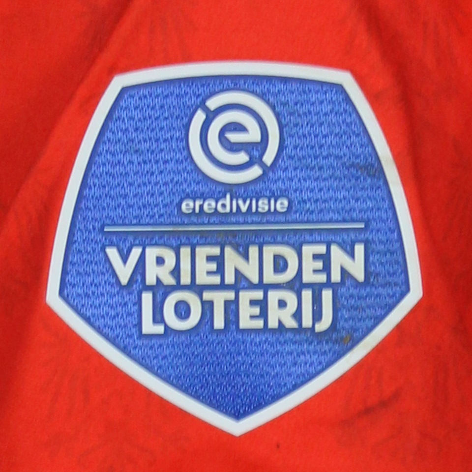 Lasse Schöne NEC shirt