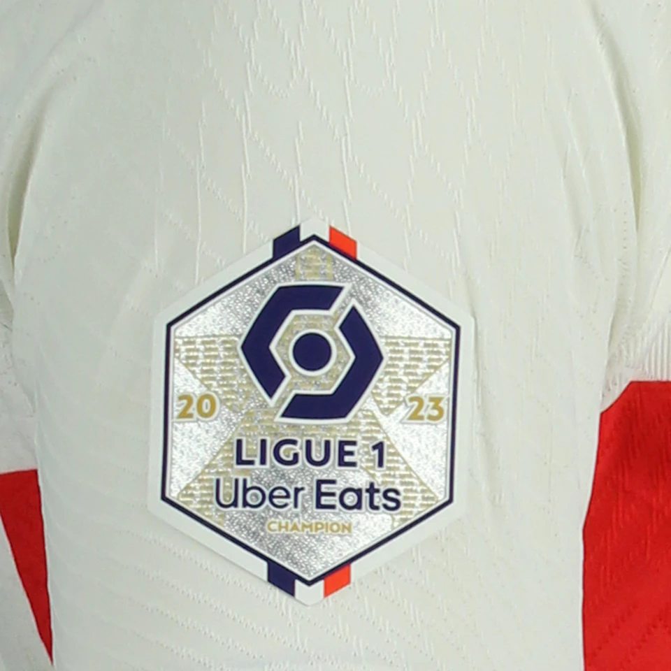 来自Paris Saint-Germain的Layvin Kurzawa球衣