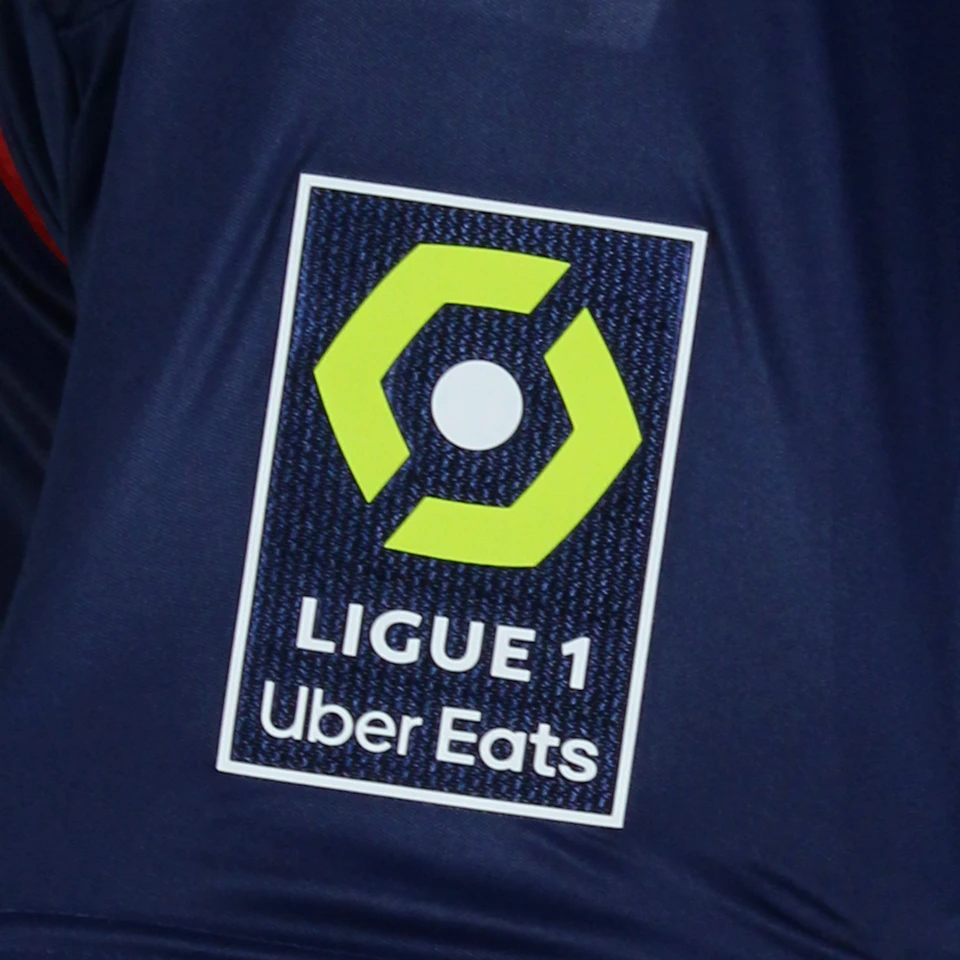 来自Olympique Lyonnais的Sael Kumbedi球衣