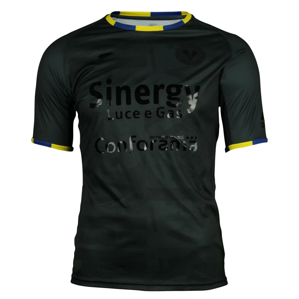来自Hellas Verona FC的Jackson Tchatchoua球衣