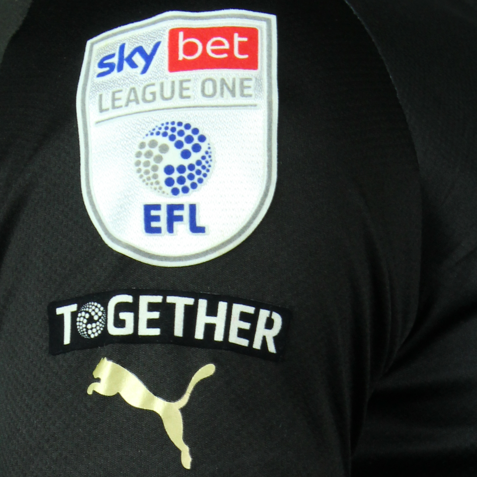 Jordan Williams Barnsley jersey
