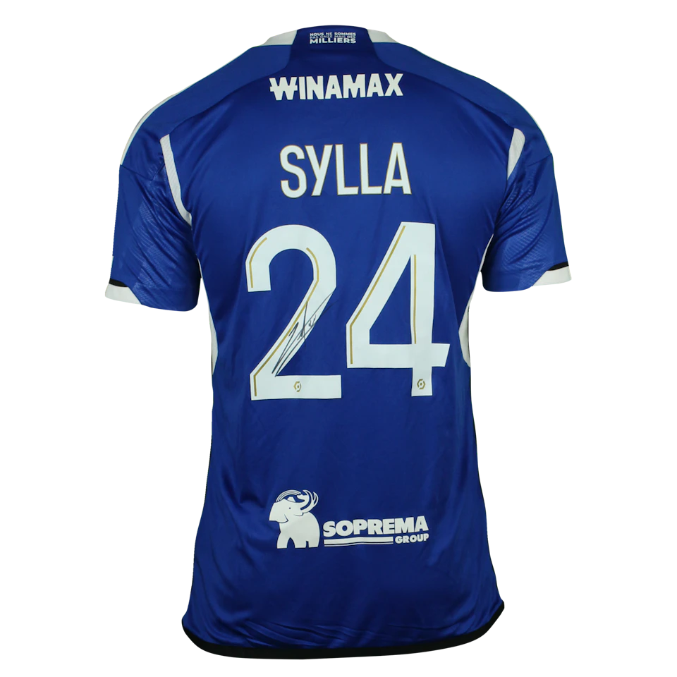 来自RC Strasbourg Alsace的Loubadhe Abakar Sylla球衣