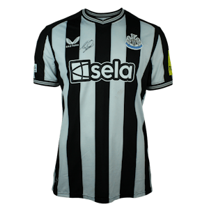 Fabian Schär Newcastle United shirt