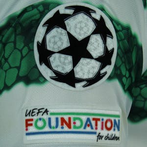 Matthew O'Riley Celtic camisa.